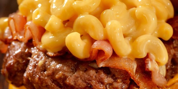 Le Burger Mac N Cheese : 2 recettes iconiques de New-York en une !